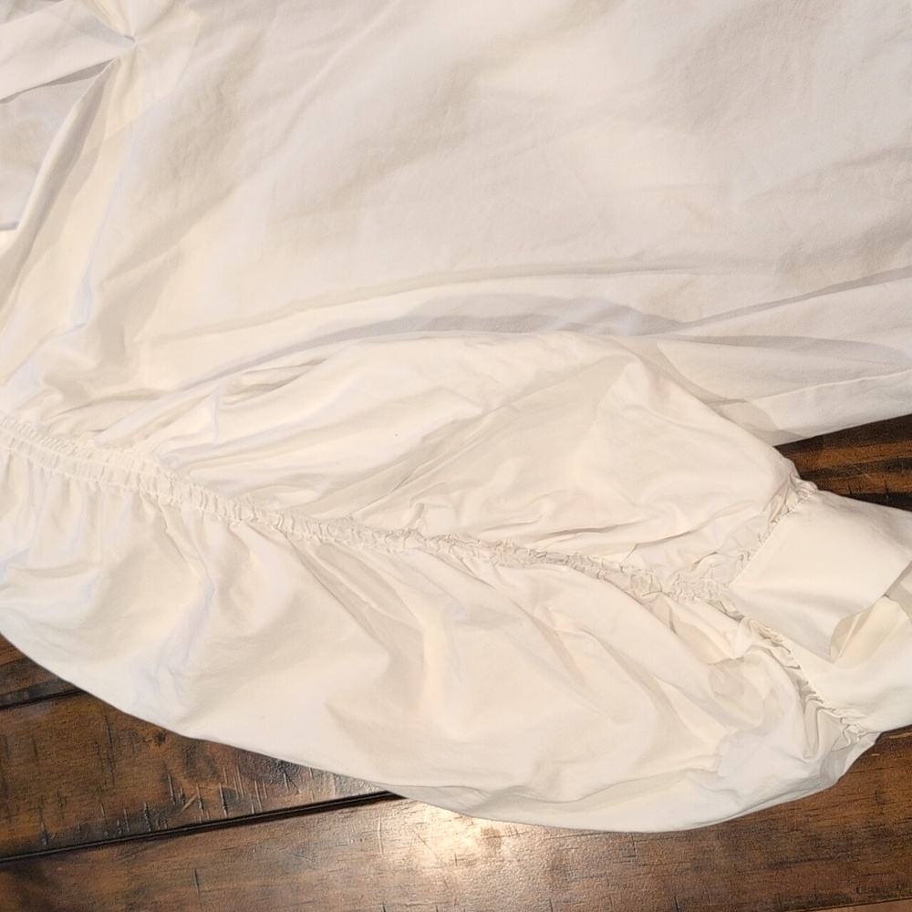 Frame Ruched Cali Popover Blouse - Picture 5 of 10